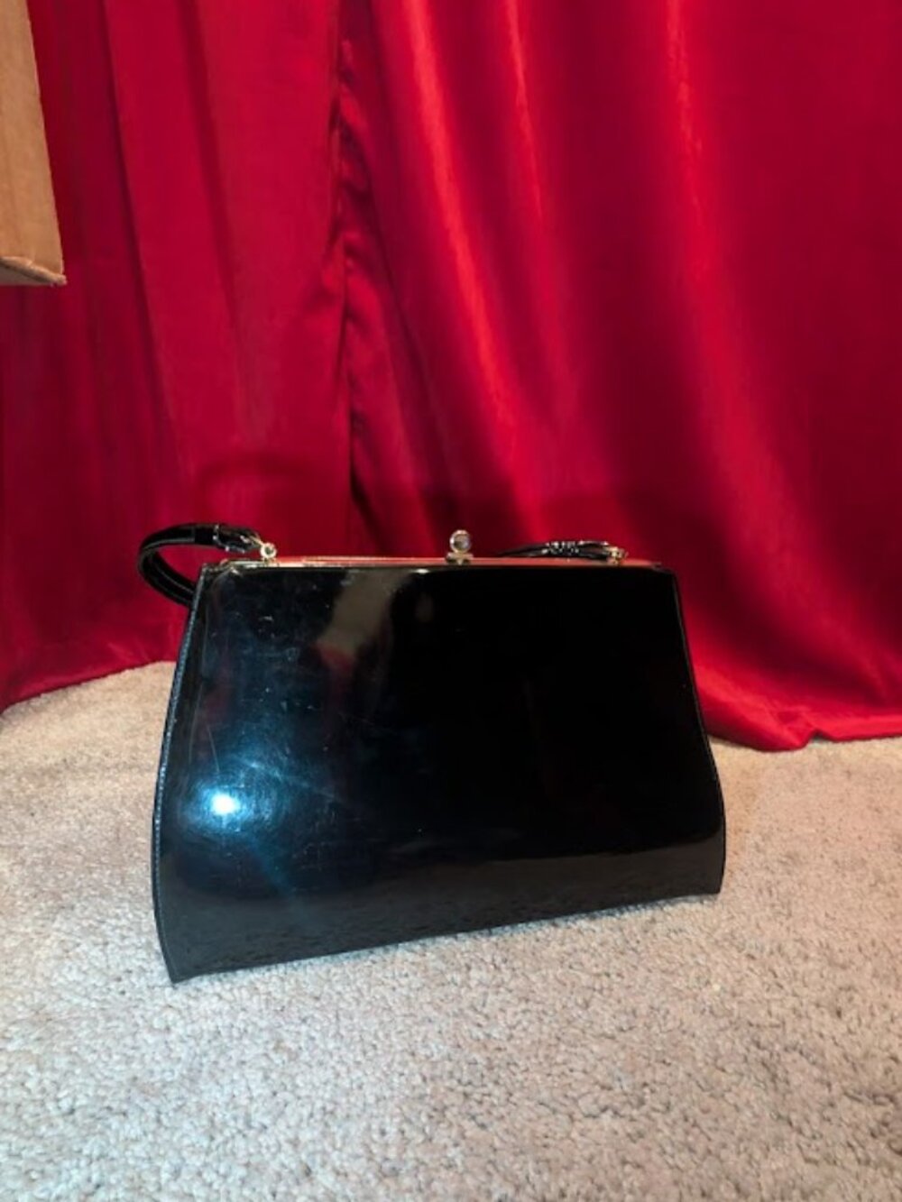 1960s Black Patent Leather Box Clutch or Purse Kiss-Lock Frame Handbag